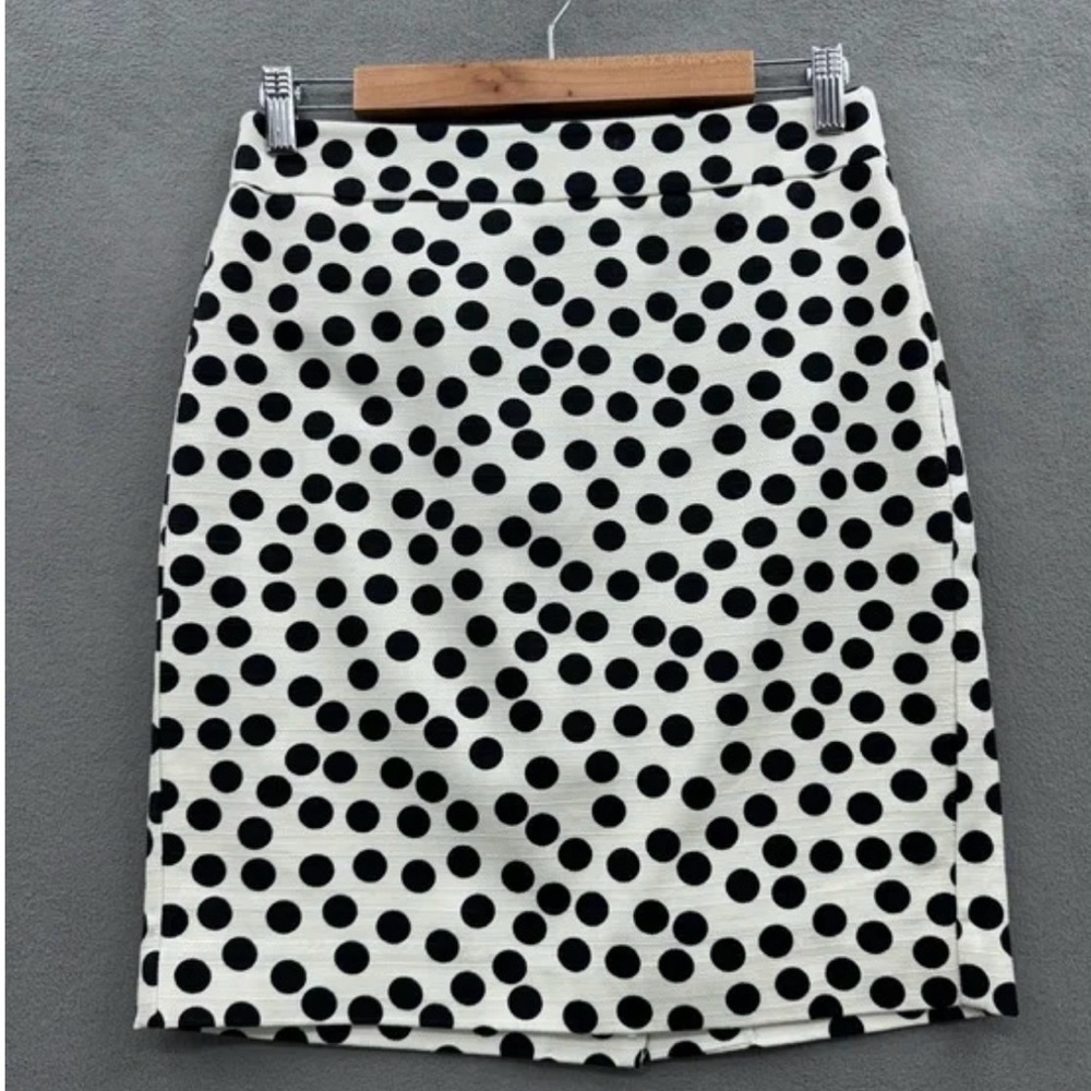 Ann Taylor Black and White Polka Dot Pencil Skirt